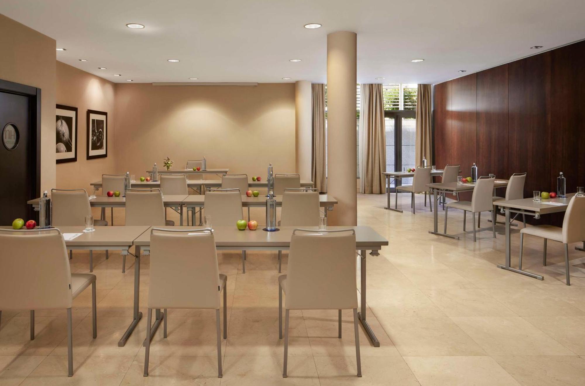 Nh Alcorcon Hotel Exterior foto