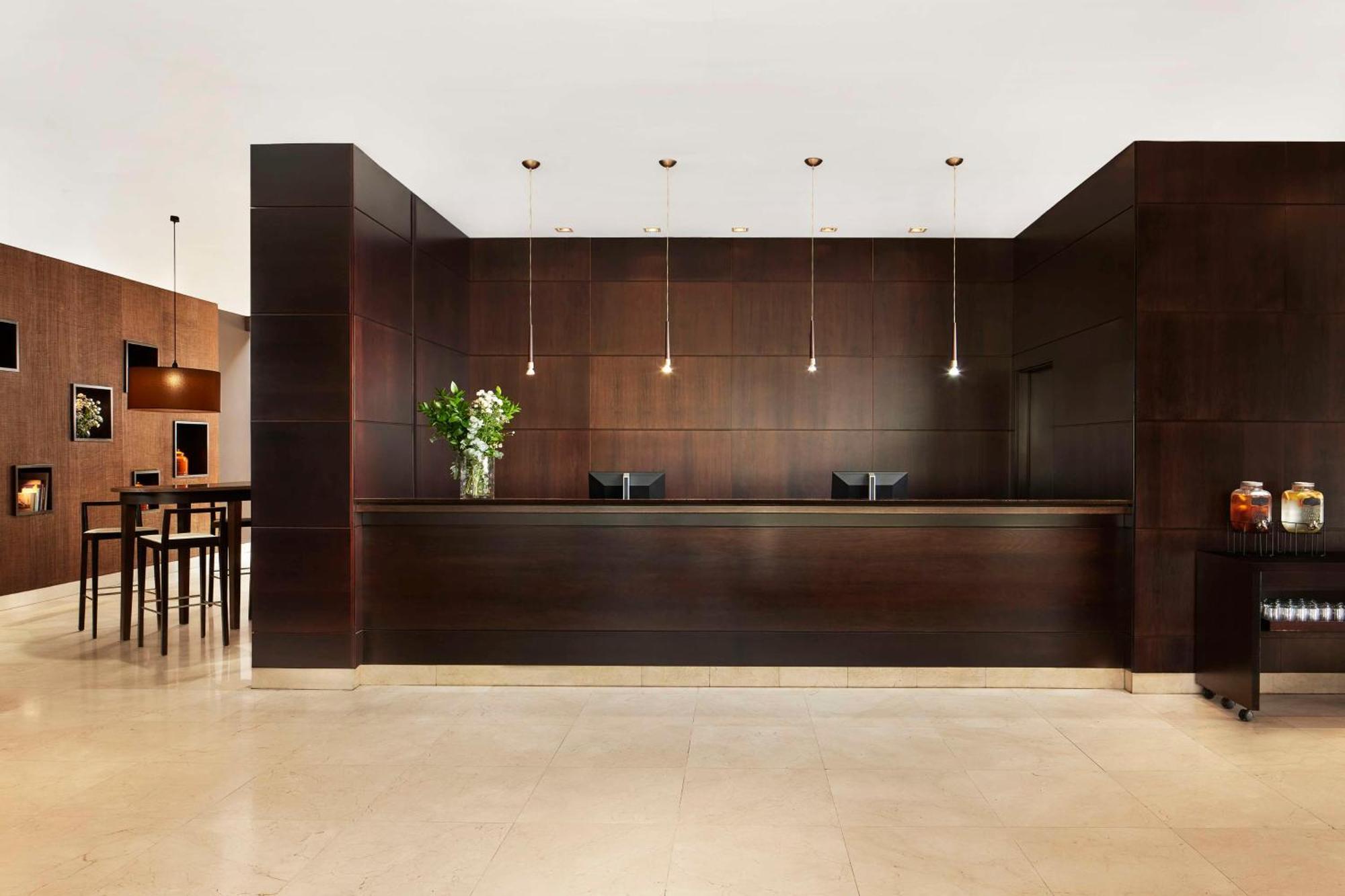Nh Alcorcon Hotel Exterior foto